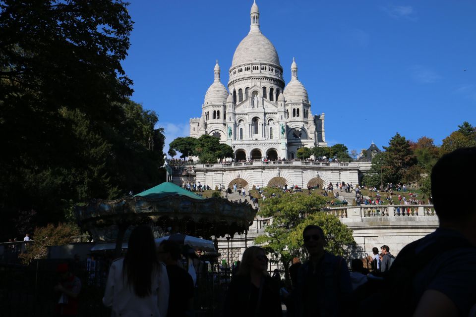 Monmarte Walking Tour & French Perfumery Experience - Refreshment Break