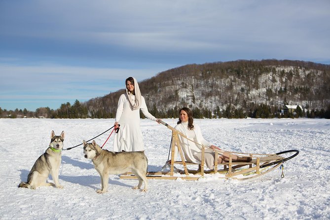 Montreal Private Photo Shoot With Pro Photographer - Stunning Travel Portraits