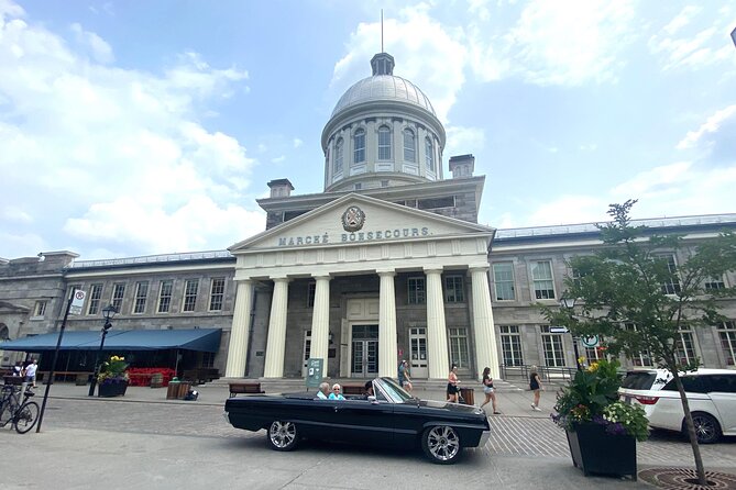 Montreal Tour in 1 Hour Aboard a 1966 Dodge Monaco - Ride in Style: 1966 Dodge Monaco