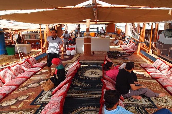 Musandam Dibba Cruise With Buffet Lunch - Buffet Lunch Onboard