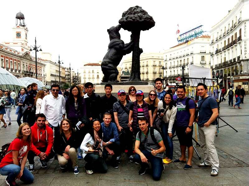 Mysteries & Tapas Tour in Madrid + Pub Crawl - Things To Known