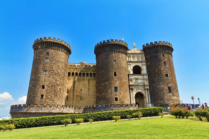 Naples - 4 Hours in the Streets of the City - Historic Landmarks