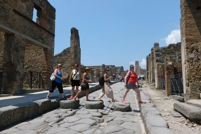 Naples and Pompeii All Day Trip From Rome by Train - Group Size and Tour Duration