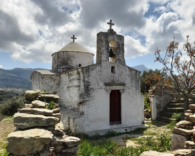 Naxos: Countryside Hike Among Villages & Byzantine Churches - Experiencing Local Traditions