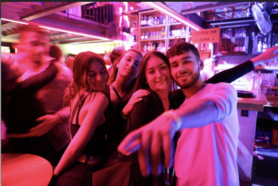 Nice Bar/Pub Crawl | 3 BEST Bars & 1 Club With Free Drinks! - Unforgettable Night With New Friends