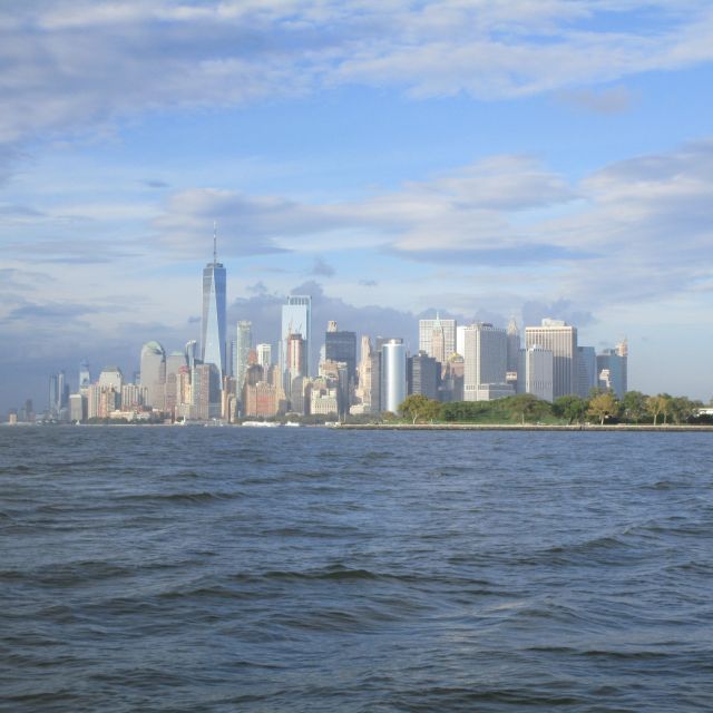 NYC: Brooklyn Sightseeing Sailboat Cruise - Discovering the NYC Skyline