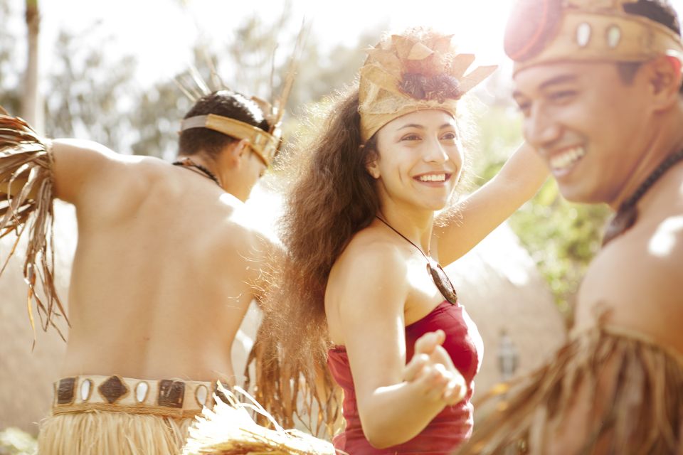 Oahu: Islands of Polynesia Tour & Live Cultural Performance - Tahitian Wedding Ceremony and Fishing