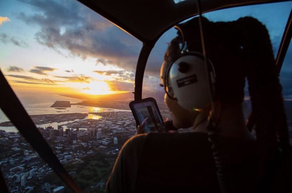 Oahu: Waikiki Sunset Doors On or Doors Off Helicopter Tour - Meeting Point and Parking