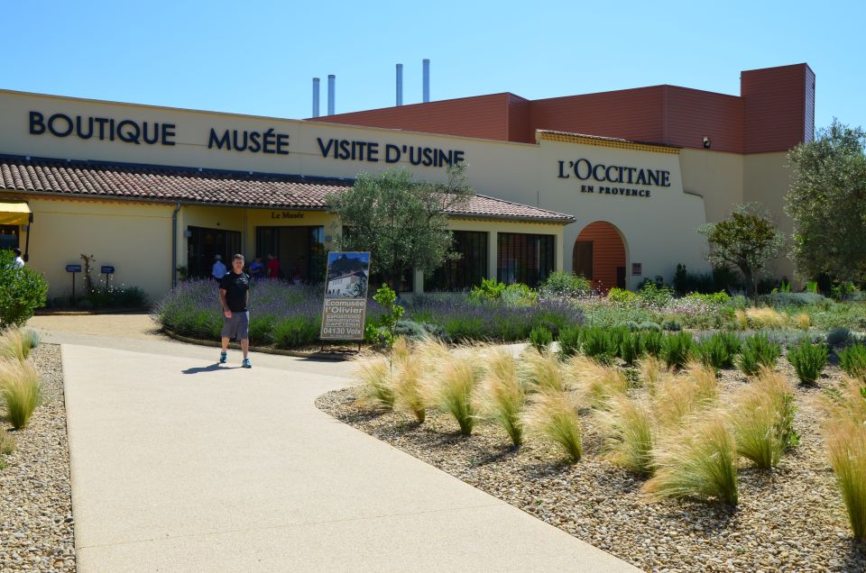 Ocean of Lavender in Valensole - Pickup and Transportation