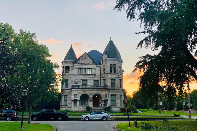 Old Louisville Ghost Tour as Recommended by The New York Times @ 4th and Ormsby - Physical and Health Requirements