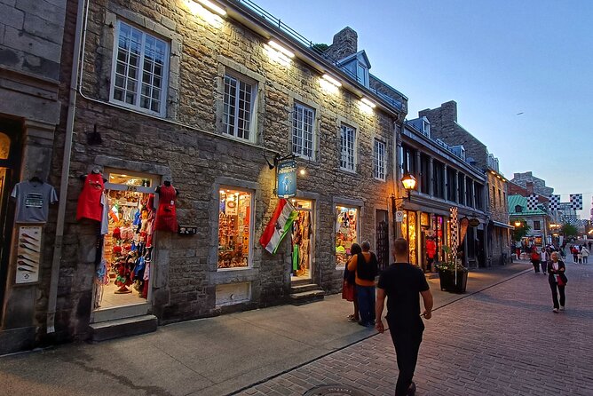 Old Montreal at Twilight Walking Tour Semi-Private - Exploring Old Montreal