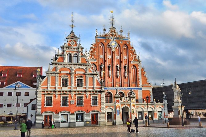 Old Town And Art Nouveau Walking Tour Of Riga - Tour Details and Logistics