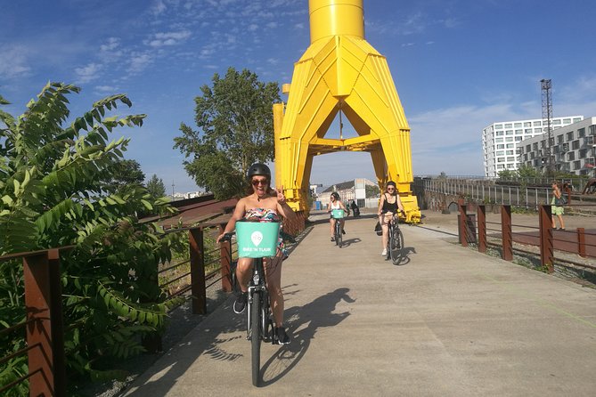 PANORAMA TOUR of NANTES by Electric Bike - Gear and Equipment