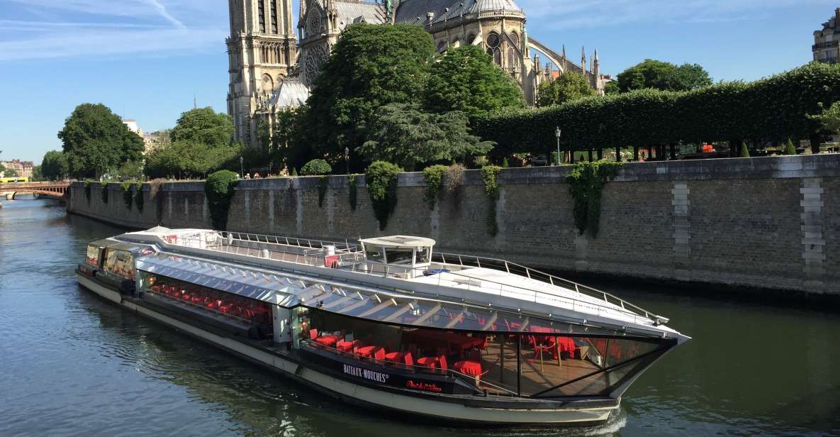 Paris: 4-Course Dinner Cruise on Seine River With Live Music - Meeting Point and Arrival Instructions