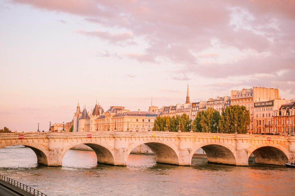 Paris : Audio Guided Tour of the Bridges of Paris - Booking and Cancellation