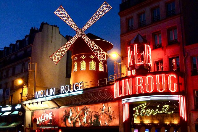 Paris by Night 1h Tour in Vintage Citroën DS With Open Roof - Iconic Landmarks