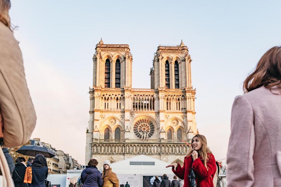 Paris: Ile De La Cité Walking Tour With Sainte-Chapelle - Meeting Point and Directions