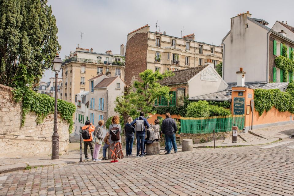 Paris: Montmartre Michelin Dining Experience + Guided Tour - Sacré-Cœur and Breathtaking Views