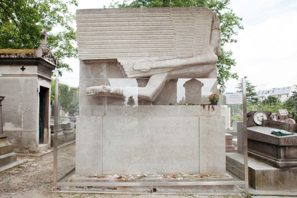 Paris: Père Lachaise Cemetery Walking Tour - Important Considerations