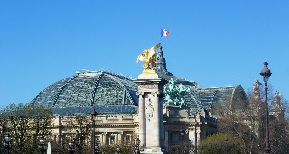 Paris: Private Family Tour and Seine River Cruise - Louvre and Surrounding Highlights