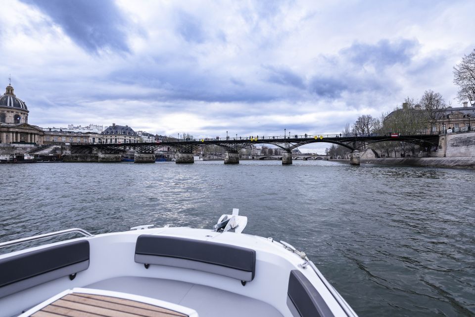 Paris: Private Seine River Cruise With Guide - Ending Location