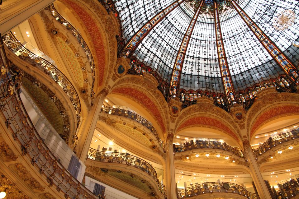 Paris: the Best Undiscovered Quarters & Secret Gems Tour - Hotel Drouot & Palais Brongniart