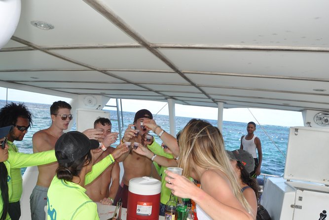 Party Boat Booze Cruise For 15 People or More - Booking and Cancellation