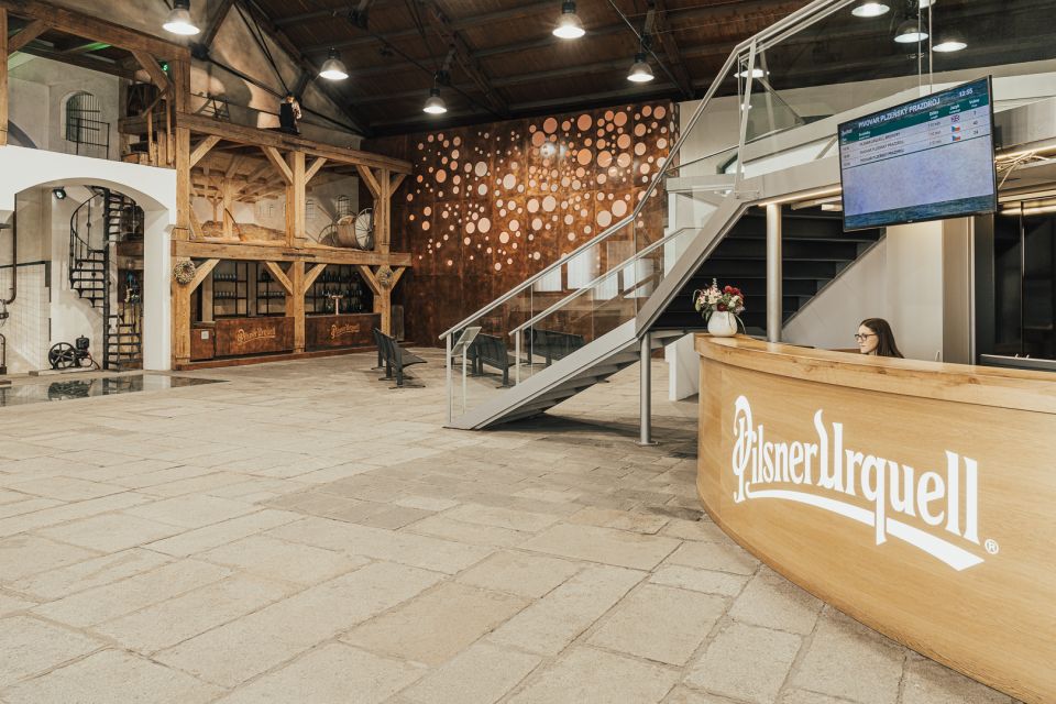 Pilsen: Pilsner Urquell Brewery Tour With Beer Tasting - Meeting Location and Accessibility