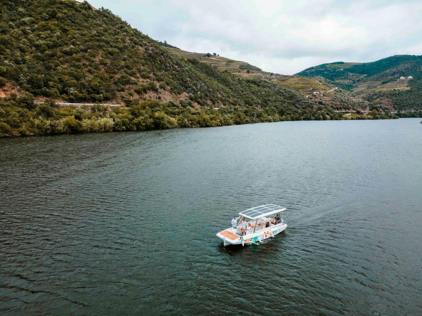 Pinhao: Douro River Solar Boat Tour - Wine Tasting Included - Whats Included