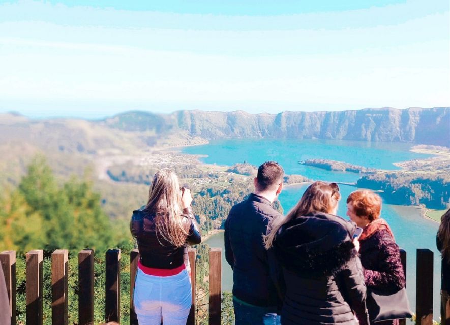 Ponta Delgada: West Circle Tour, Sete Cidades & Fire Volcano - Where Tectonic Plates Meet