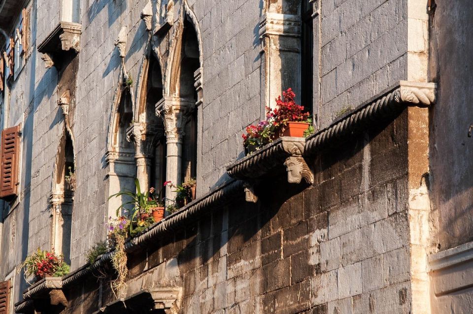 Porec: Private Old Town Walking Tour - Admiring Mediterranean Architecture