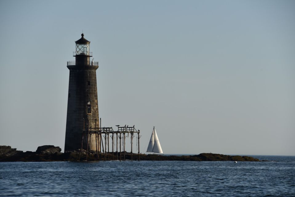 Portland: Sunset Lighthouse Cruise in Casco Bay With Drinks - Customer Reviews Summary