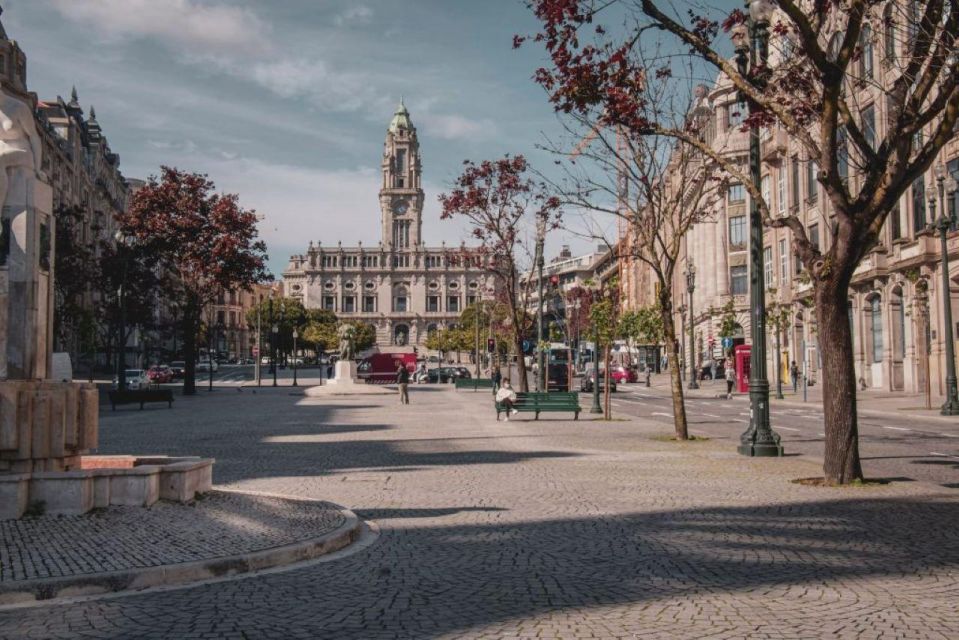 Porto: HD PORTO TOUR MERCEDES V EXT LongThis Appears to Be a Description of a TOUR or Excursion in Porto, Portugal, Using a MERCEDES Van With Extended Seating Capacity - Recap