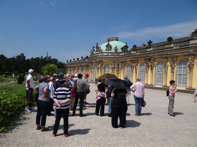 Potsdam: Sanssouci Palace Guided Tour From Berlin - Kurfürstendamm Guided Walk