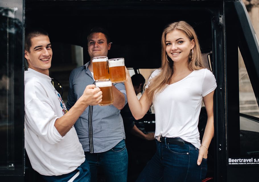 Prague: Airport Transfer Beer Party Bus With Unlimited Beer - Customer Feedback