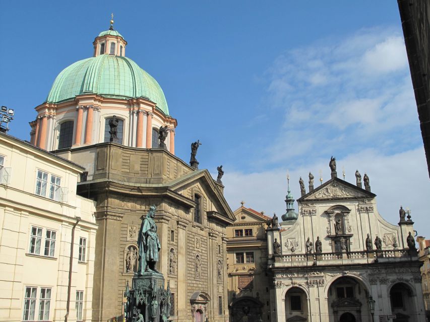 Prague: Vintage Car Ride and Walking Tour - Inclusions and Logistics