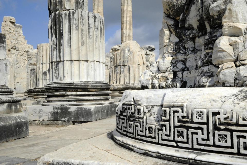 Priene, Miletos and Didyma Tour With Lunch - Significance of Miletos