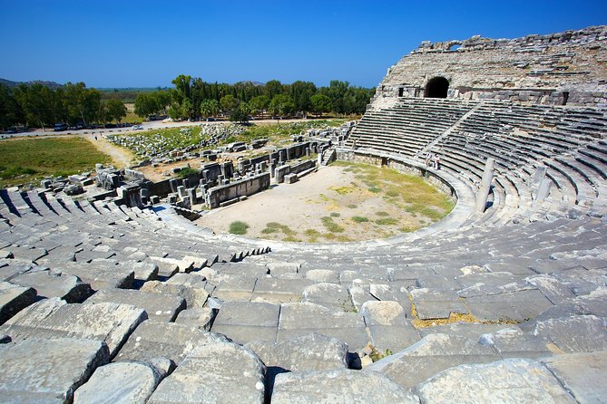 Priene Miletos Didyma Tour From Kusadasi / Selcuk Hotels - Exploring Priene