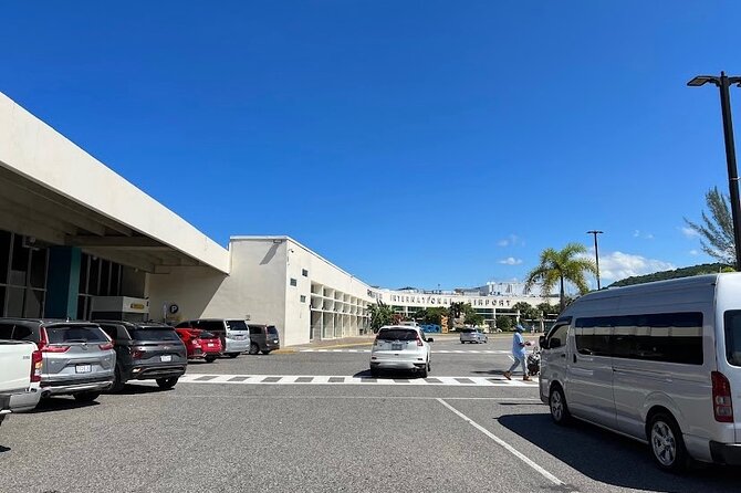 Private Airport Pickup and Drop off in Jamaica - Accessibility and Location