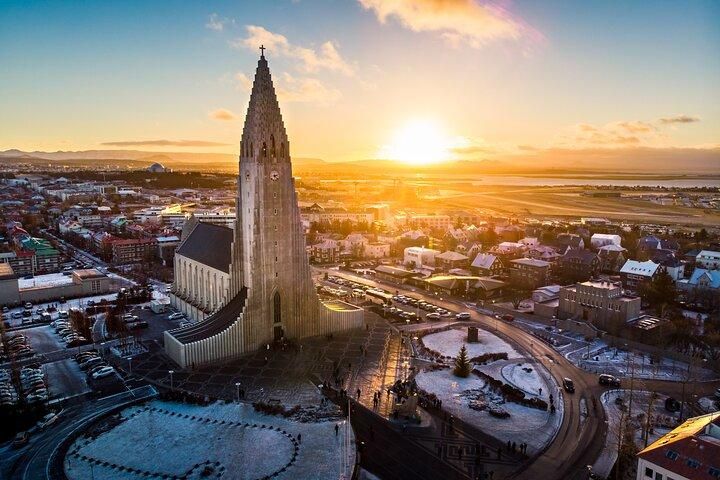 Private Bespoke 6-hour Reykjavik City Tour - Hallgrimskirkja Church