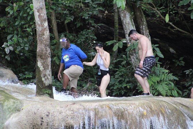 Private & Customize Tour to Bob Marleys Nine Mile and Dunns River Falls - Highlights of Bob Marleys Nine Mile