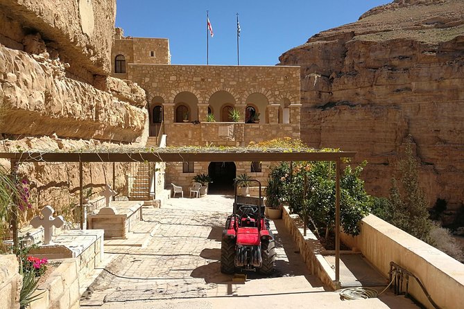 Private Day Tour: St. Georges Monastery, Wadi Qelt, Mar Saba, and Bethlehem - Wadi Qelt and Mar Saba