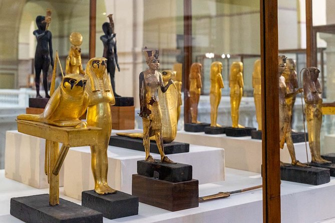 Private Day Tour to Giza Pyramids, Sphinx Egyptian Museum and Citadel - Discovering the Egyptian Museum