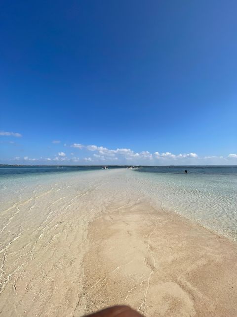 Private Day Tour to Pink Beach-Sand Island-Gili Petelu - Exploring Sand Island