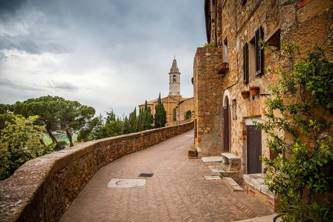 Private Day Trip Tuscany Landscape and Wine Tasting From Florence - Tour Details and Accessibility