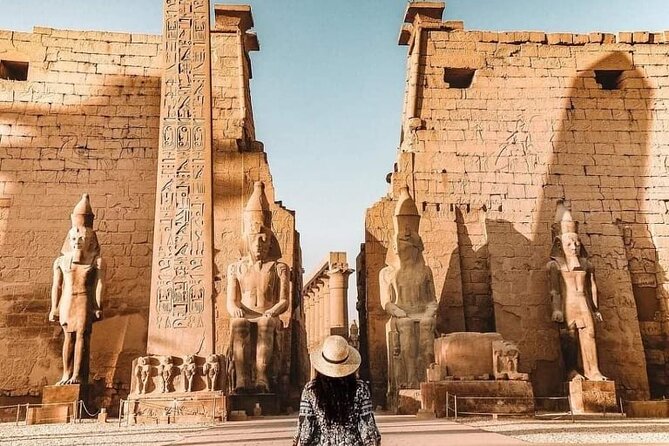 Private Full-Day Tour to West and East Bank of Luxor - Explore the Valley of the Kings