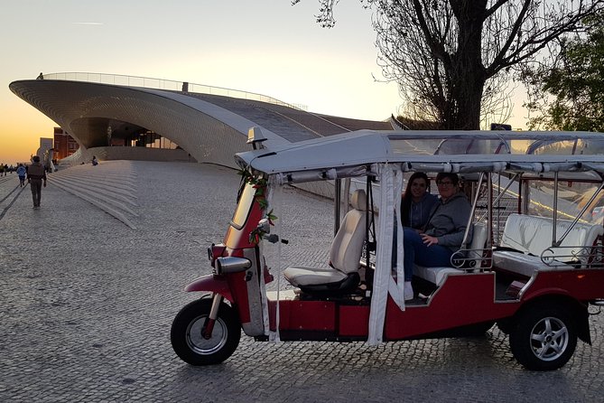 Private Guided Tour to 7 Hills and Belém in an Electric Tuk Tuk With 4.5 Hours. - Flexible Pickup and Meeting