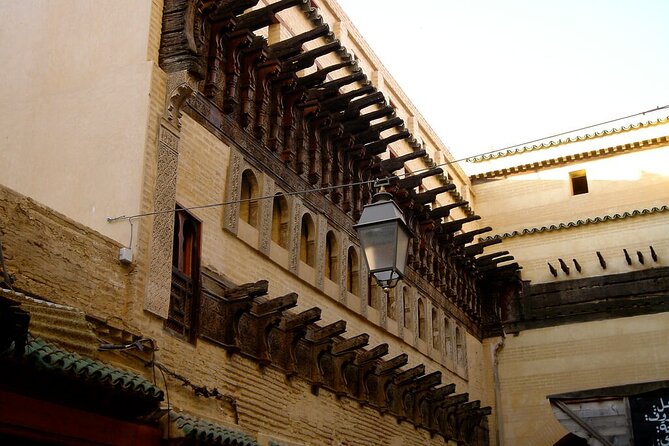 Private Guided Walking Tour in Fez Medina - Meeting and Pickup Details