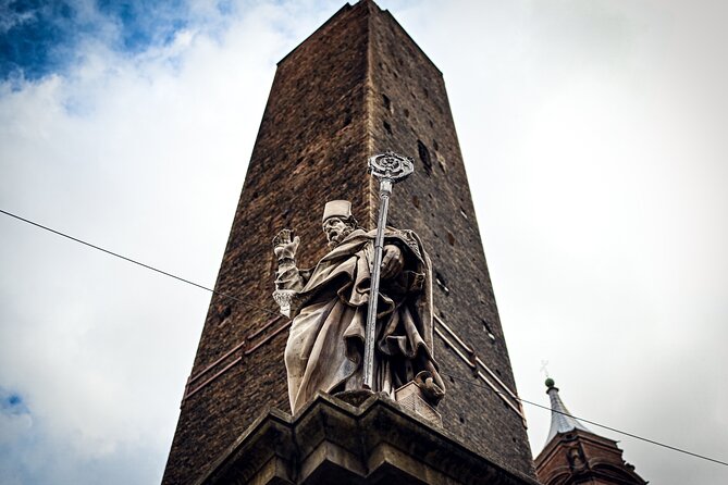 Private or Semi-Private Tour of the Historic Center of Bologna - Tour Duration and Accessibility