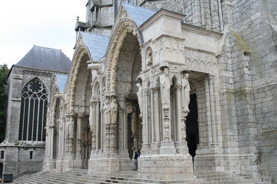 Private Tour of Chartres Town From Paris - Inclusions and Exclusions